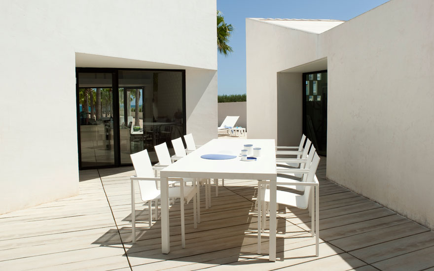 2-TRIBU_FAUTEUIL_NatalAlu_TABLE_PICASS