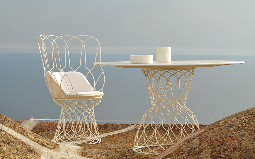emu FAUTEUIL TABLE retrouve