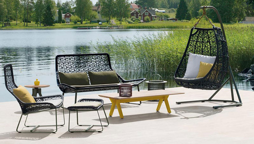 KETTAL Fauteuil bas - Fauteuil suspendu - canapé Maia - table bass Vieques
